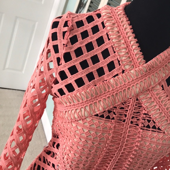 Woven bodycon dress - Picture 3 of 6